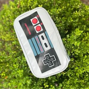 Nintendo Controller Pouch - White, Black, and Red